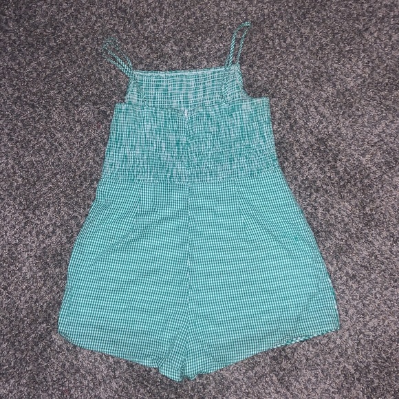 Urban Outfitters gingham print romper - Picture 3 of 5